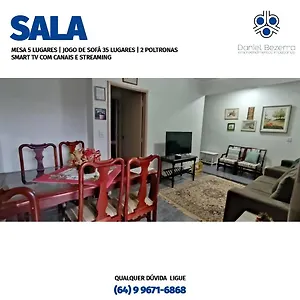  Casa de Férias Casa Com Piscina, Churrasqueira, 3 Suítes Com Ar Condicionado