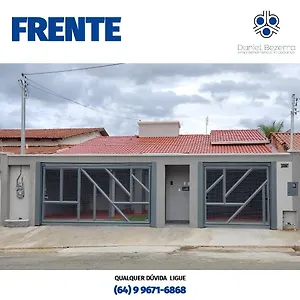  Casa de Férias Casa Com Piscina, Churrasqueira, 3 Suítes Com Ar Condicionado